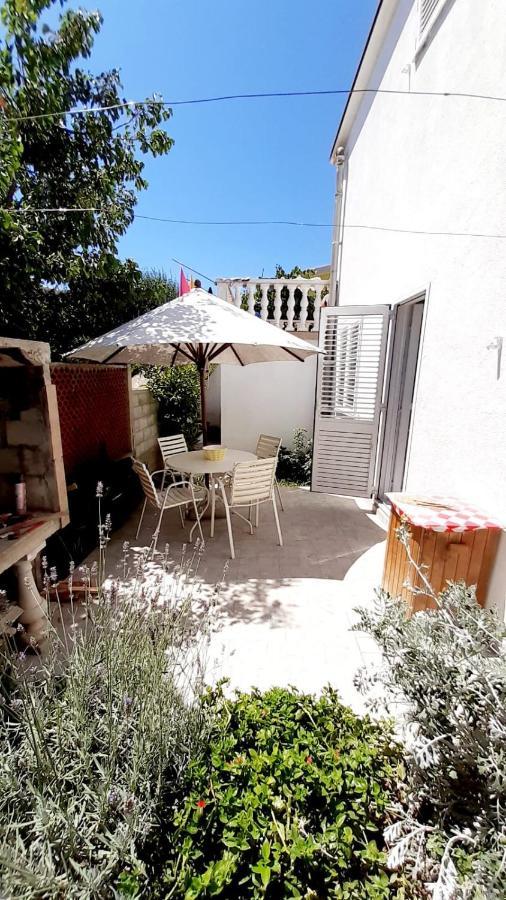 Apartman Ivan Vir Εξωτερικό φωτογραφία